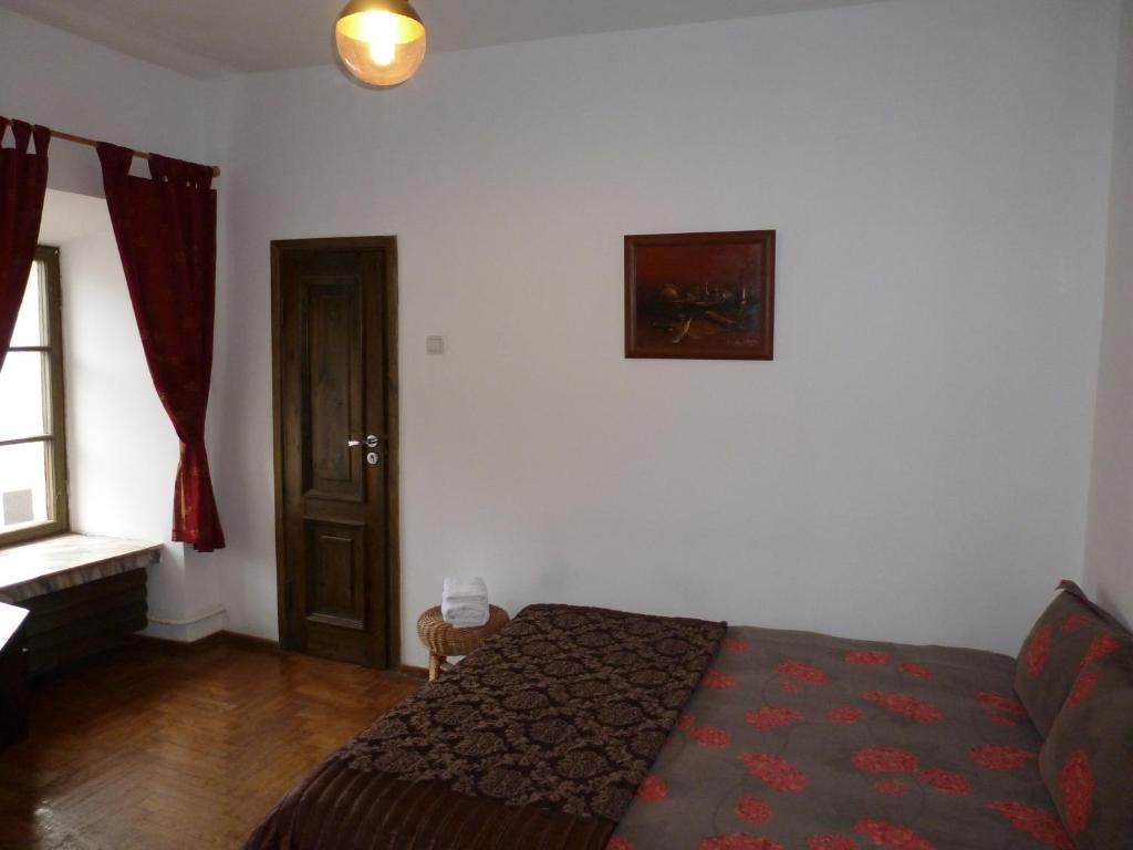 Seven Fridays Guest House Vilnius Exterior photo