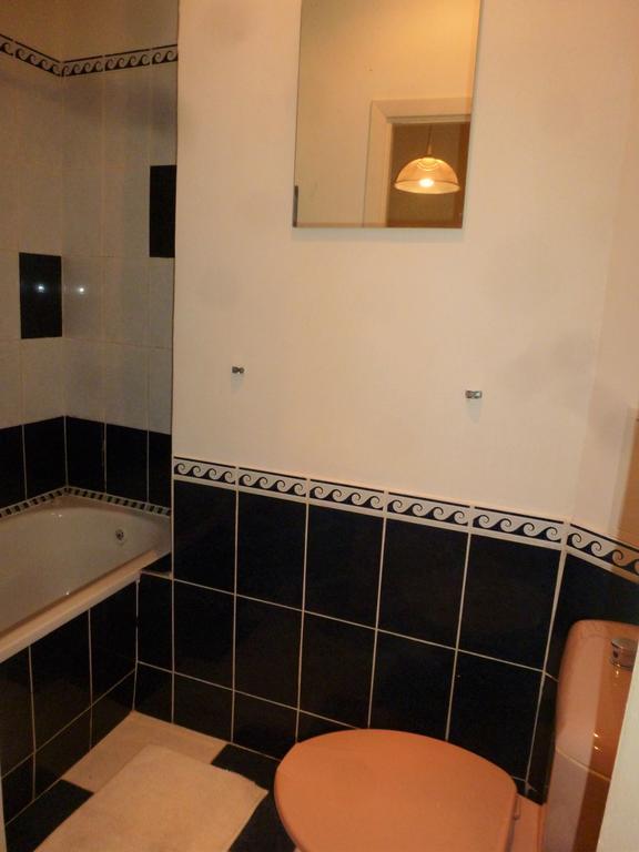 Seven Fridays Guest House Vilnius Room photo